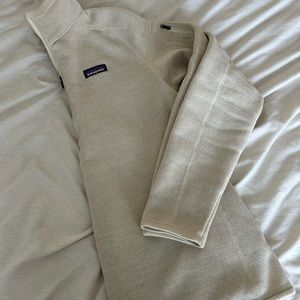 Patagonia ladies quarter zip pullover